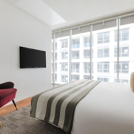 Sonder The Slate Hotel Торонто Екстериор снимка