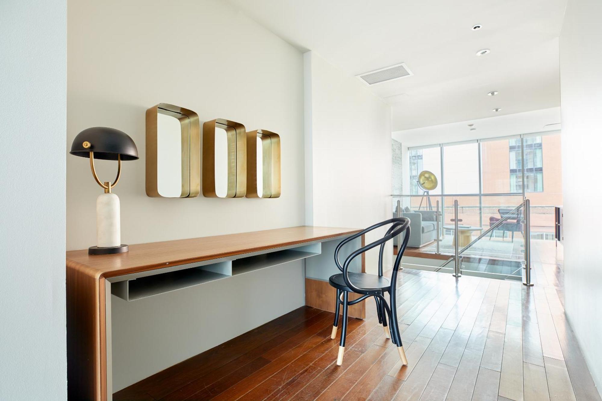 Sonder The Slate Hotel Торонто Стая снимка