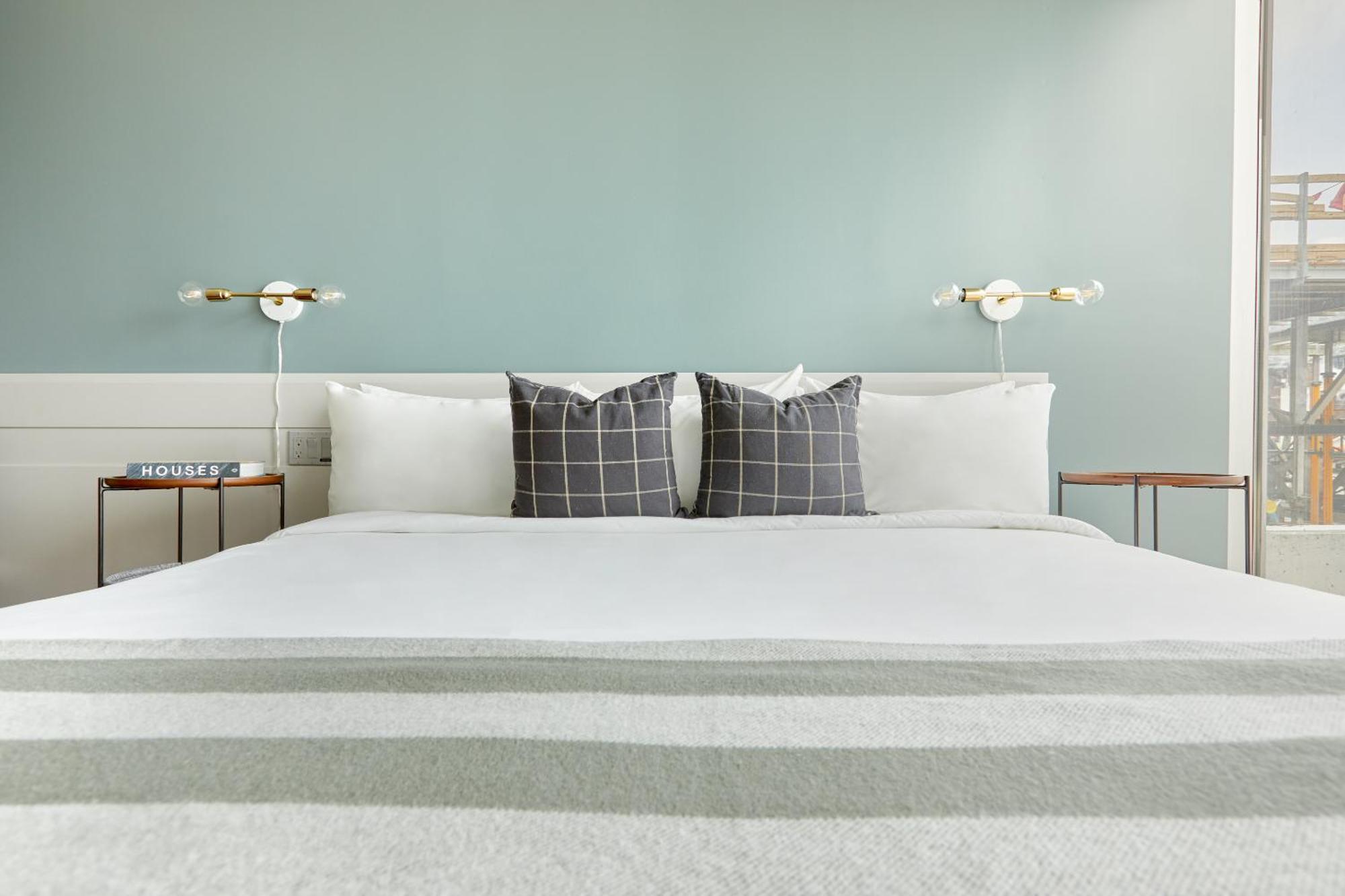 Sonder The Slate Hotel Торонто Стая снимка