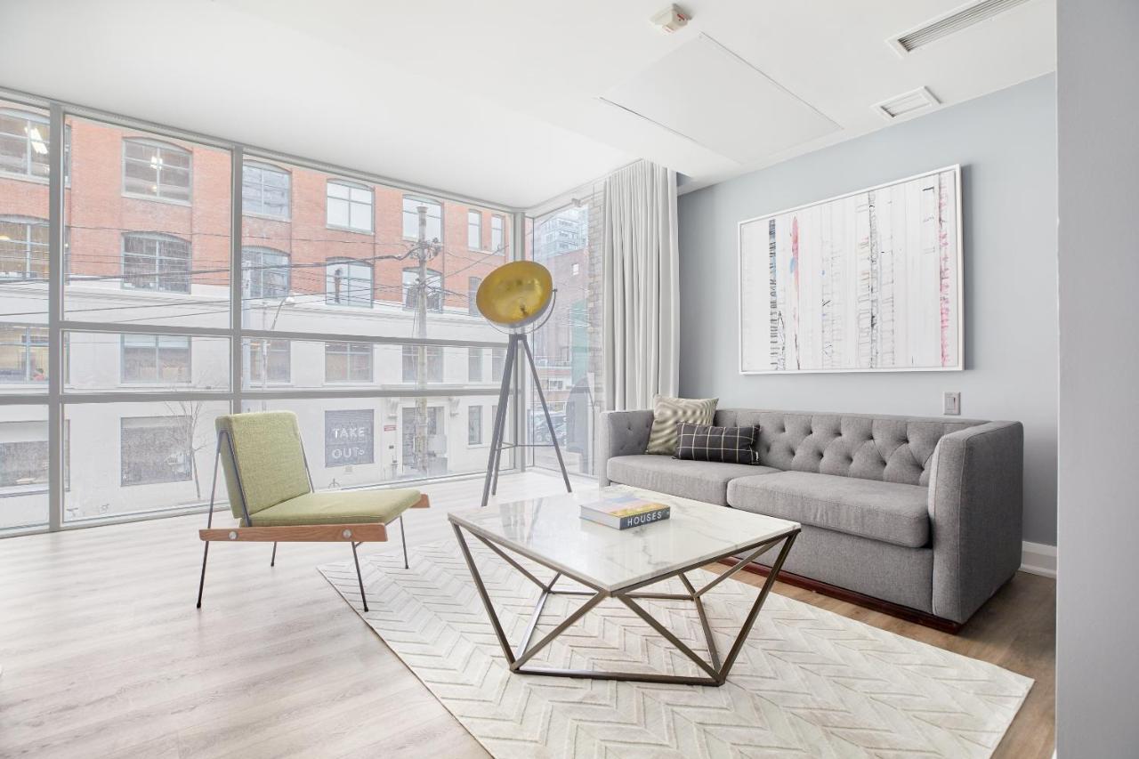 Sonder The Slate Hotel Торонто Екстериор снимка